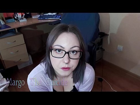 ❤️ Gabar Kacsan Oo Muraayad Leh Oo Kaamirada Si Qoto Dheer Ugu Nuugaysa Dildo Galmada dabada ❌️